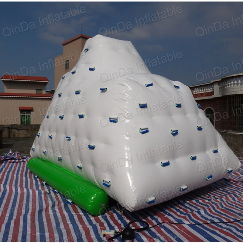 Guangzhou Qinda Manufacturer Floating Iceberg Climbing Inflatable Iceberg Water Toy