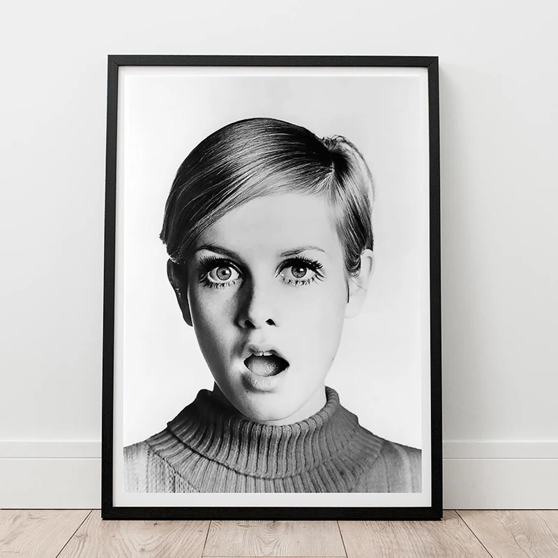Fashion Pop Girl Poster Black and White Photograph Print , Nordic Fashion Girl Portrait Canvas Painting Wall Picture Art Print