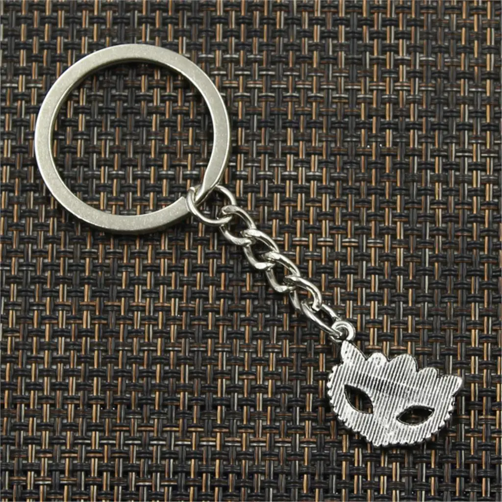 Nowe mody mężczyzna 30mm brelok DIY metalowy uchwyt do łańcuszka Vintage maska na przyjęcie Masquerade Mardi Gras 19x20mm srebrny kolorowy wisiorek prezent — zdjęcie 6