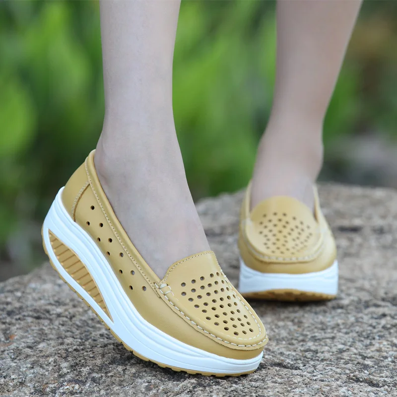 MudiPanda Summer 2017 Women\'s Shoes Genuine Leather Breathable Shoes Swing Female Shoes Platform Nurse Work Shoes