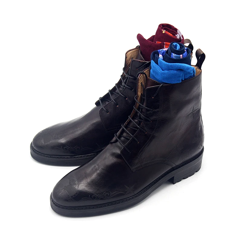 Puntige Neus Laarzen Mannen Handgemaakte Gesneden Lace Up Cowboy Laarzen Real Leather Luxe Retro Kantoor Formele Enkellaarsjes Mannelijke Schoenen