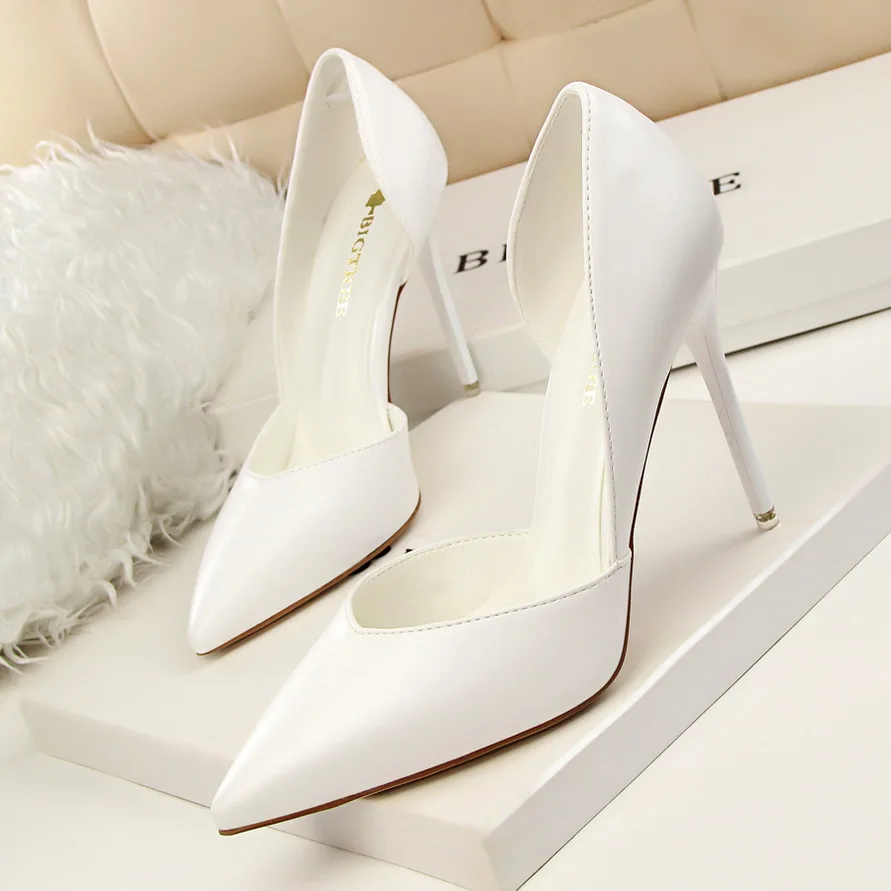 BIGTREE New Fashion Simple Sexy Nightclubs Show Thin Women's Shoes Thin Heels Ultra-high Heels Shallow Tip Hollow Single Shoes view 3