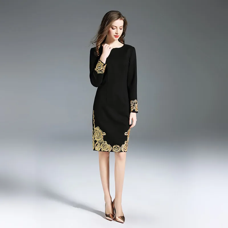 

High-end boutique women Europe and the United States spring and autumn new long-sleeved fashion embroidery black dress