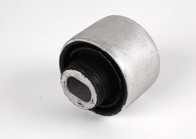 1  piece Front Lower Inner Control Arm Bushing for Mercedes W203 C230 C350 SLK280 CLK350 2033330914