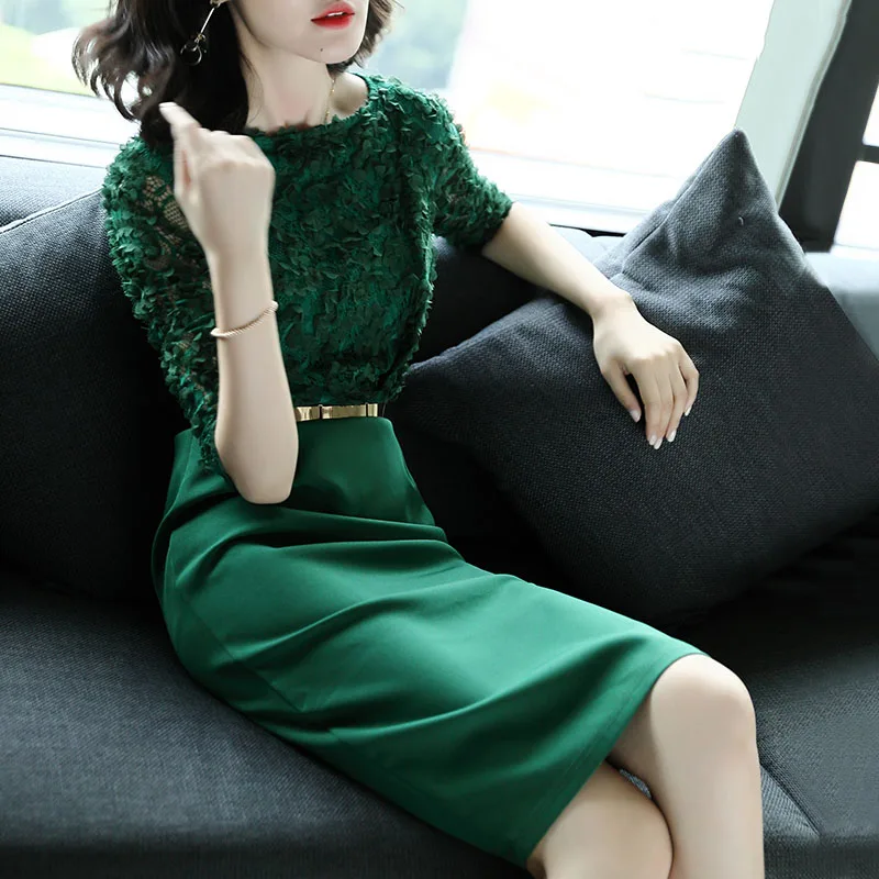 

2018 spring and autumn women's new elegant tie flower dress Slim temperament pure color five-point sleeve high waist dress