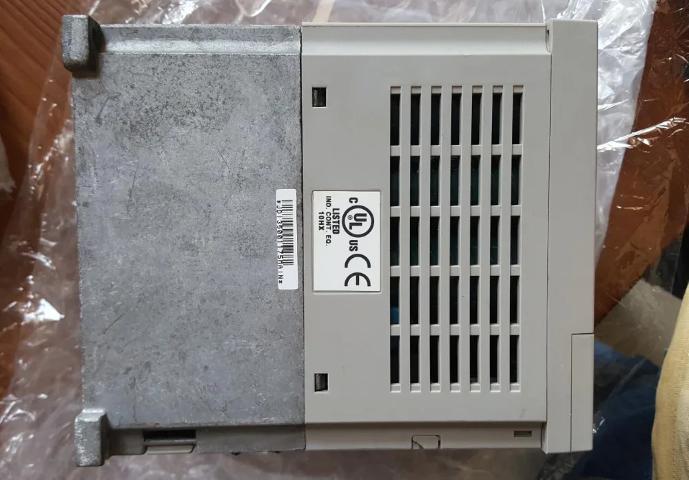 Imagem -03 - v 2.2kw N100plus022lf Ip20 220