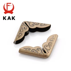 KAK 100 stücke 15x15x3mm Antike Messing Metall Buch Scrapbooking Notebook Alben Menüs Ordner Corner Protektoren bronze Ton-Hardware