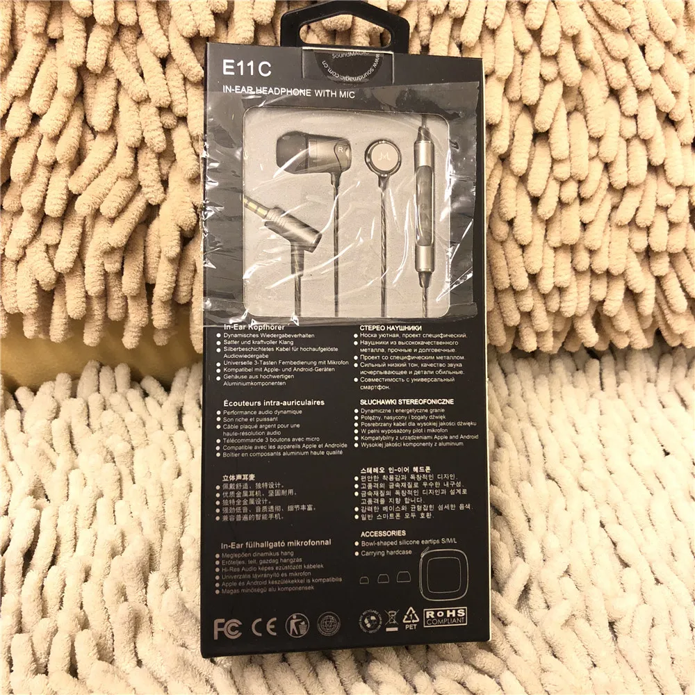 SoundMAGIC E11C Noise Isolating In-Ear Earphones with Mic & universal Remote for all smartphones