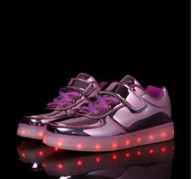 2017 Hot New Spring autumn Kids Sneakers Fashion Luminous Lighted Colorful LED lights Children Shoes Casual Flat Boy girl Shoes