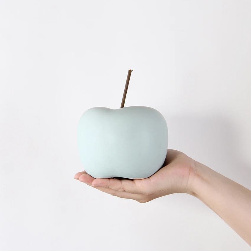 

High Quality Ceramic Apple Creative Fruit Miniature Figurine Crafts Feng Shui Ornaments Wedding Home Decoration Accessories