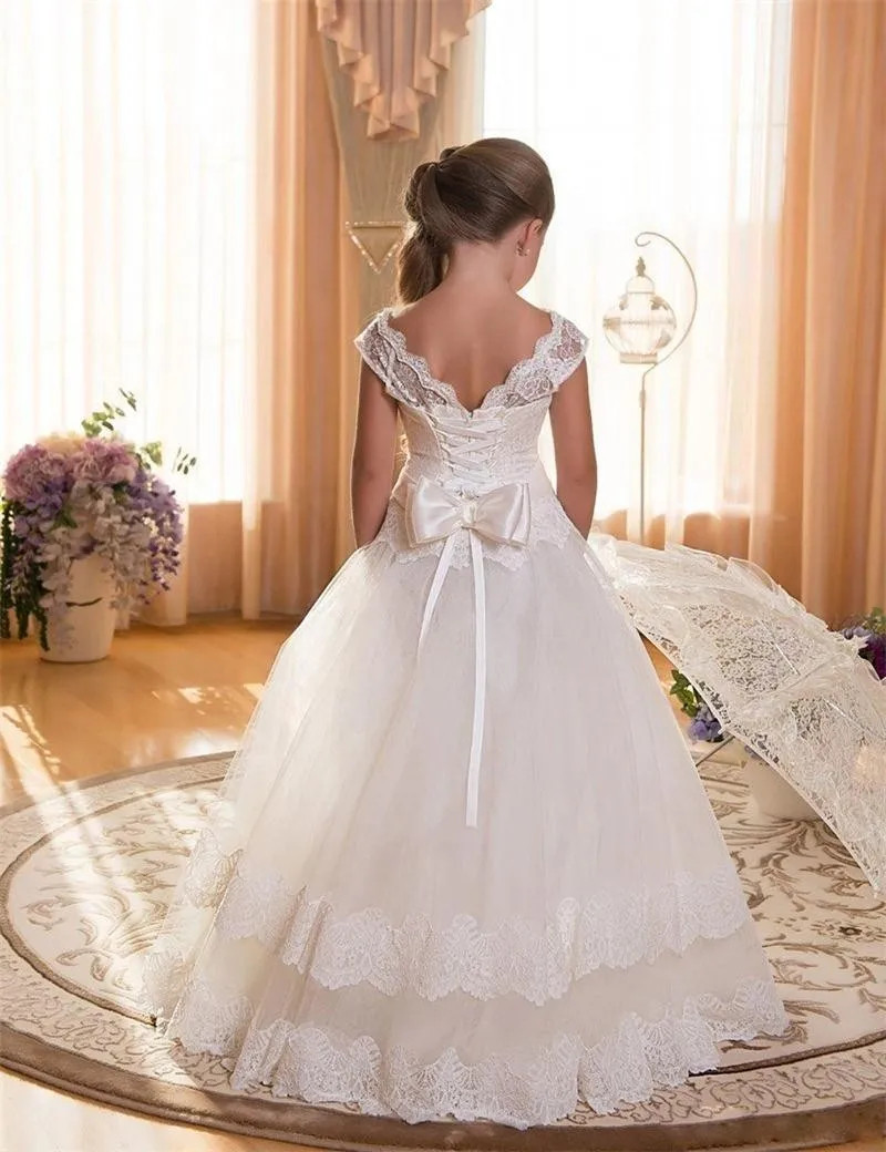 Princess Ivory/ White 2016 new hot Lace Flower Girl Dress for Weddings First Communion Dresses for Girls Lace up BackBall Gown