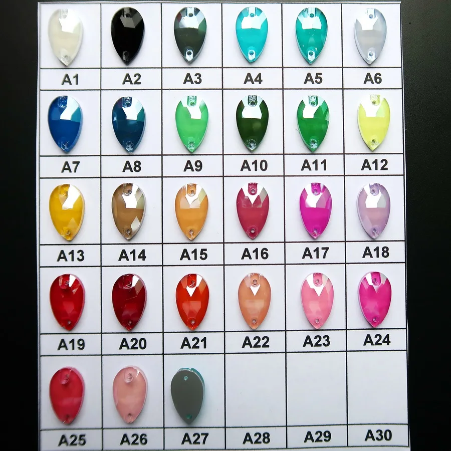 Geleeartige Kristallsteine in Tropfenform mit Flacher Rückseite und Zwei Löchern, 5 Größen, zum Aufnähen auf Kleider, Schuhe, Taschen, DIY-Dekoration – Detail 3