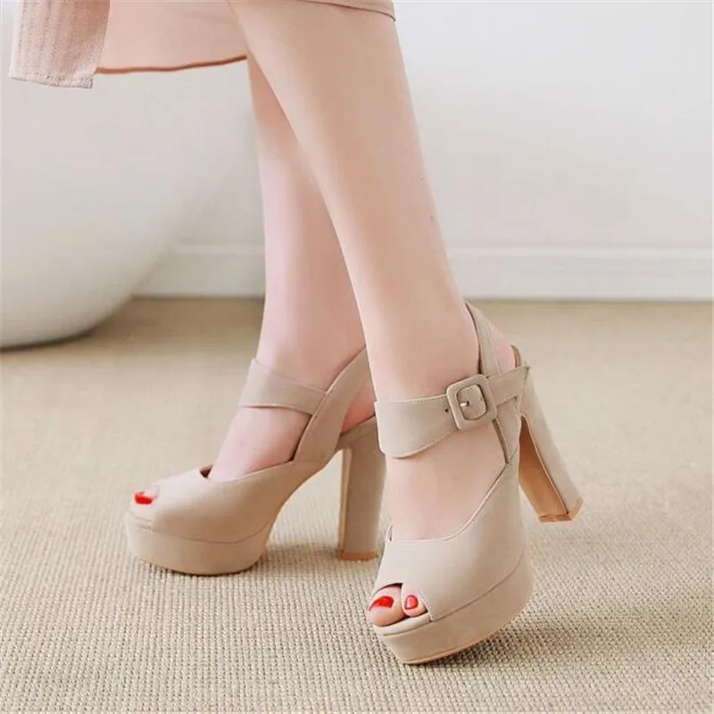 Women sandals Summer New pattern fashion Simplicity Super high heel Fish mouth Women sandals black sexy Waterproof Sandals 34-43