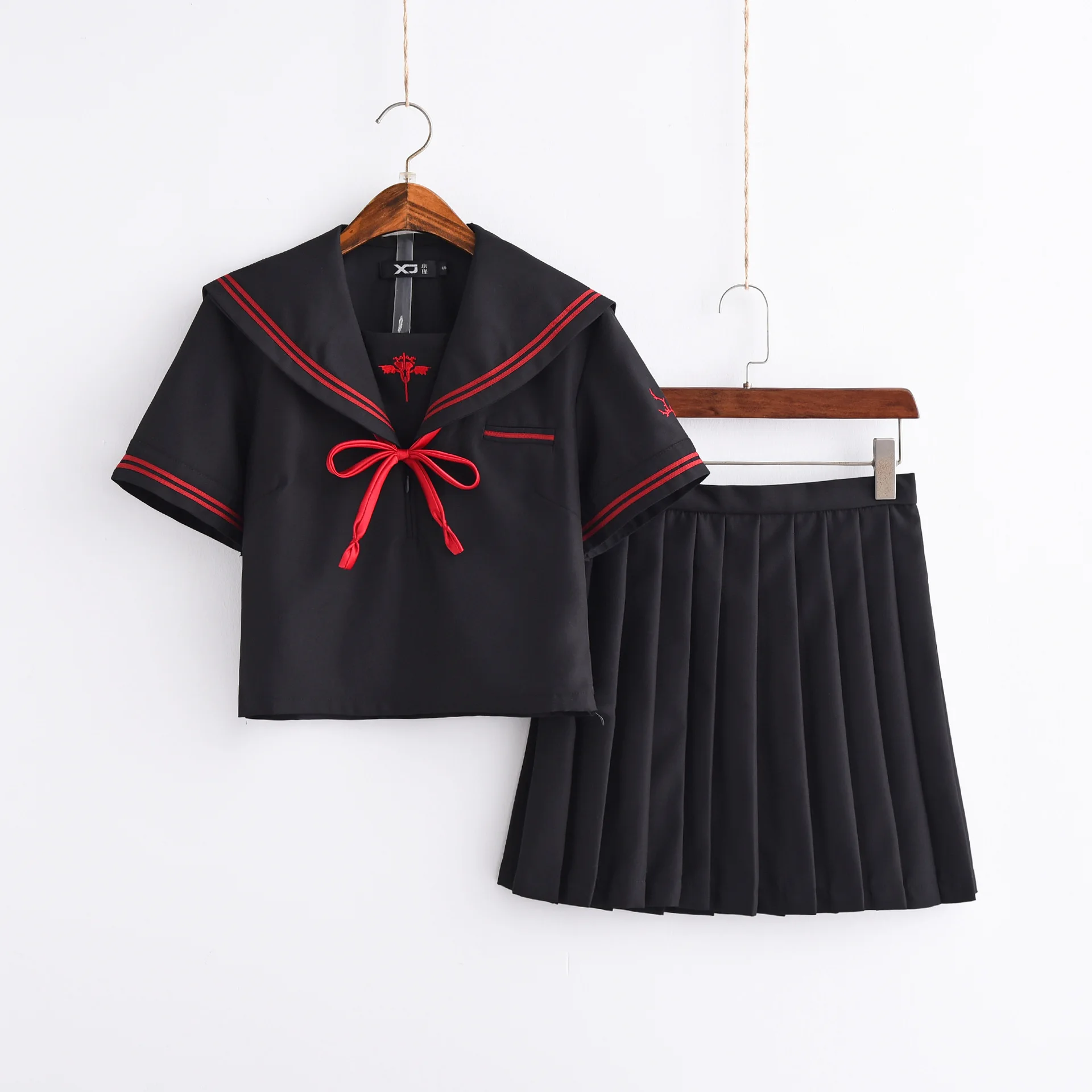 New Outono Uniformes Escolares Japoneses Para Meninas Bonito Curto Parágrafo Marinheiro Tops Plissada Saia Conjuntos Completos Traje Cosplay Jk Series