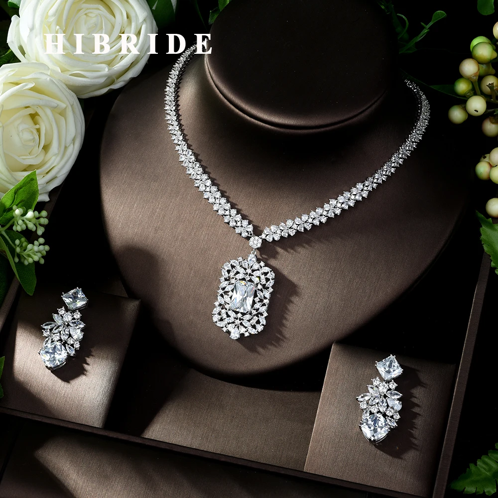 

HIBRIDE Sparkling White Stone Cubic Zircon Jewelry Set Long Pendanties Drop Earring Necklace Set Dress Accessories Bijoux N-1015