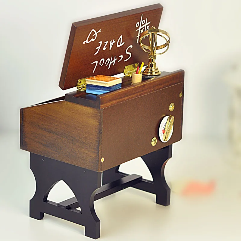 Nostalgic wooden desk music box music box creative birthday gift to send girls students practical teacher friend