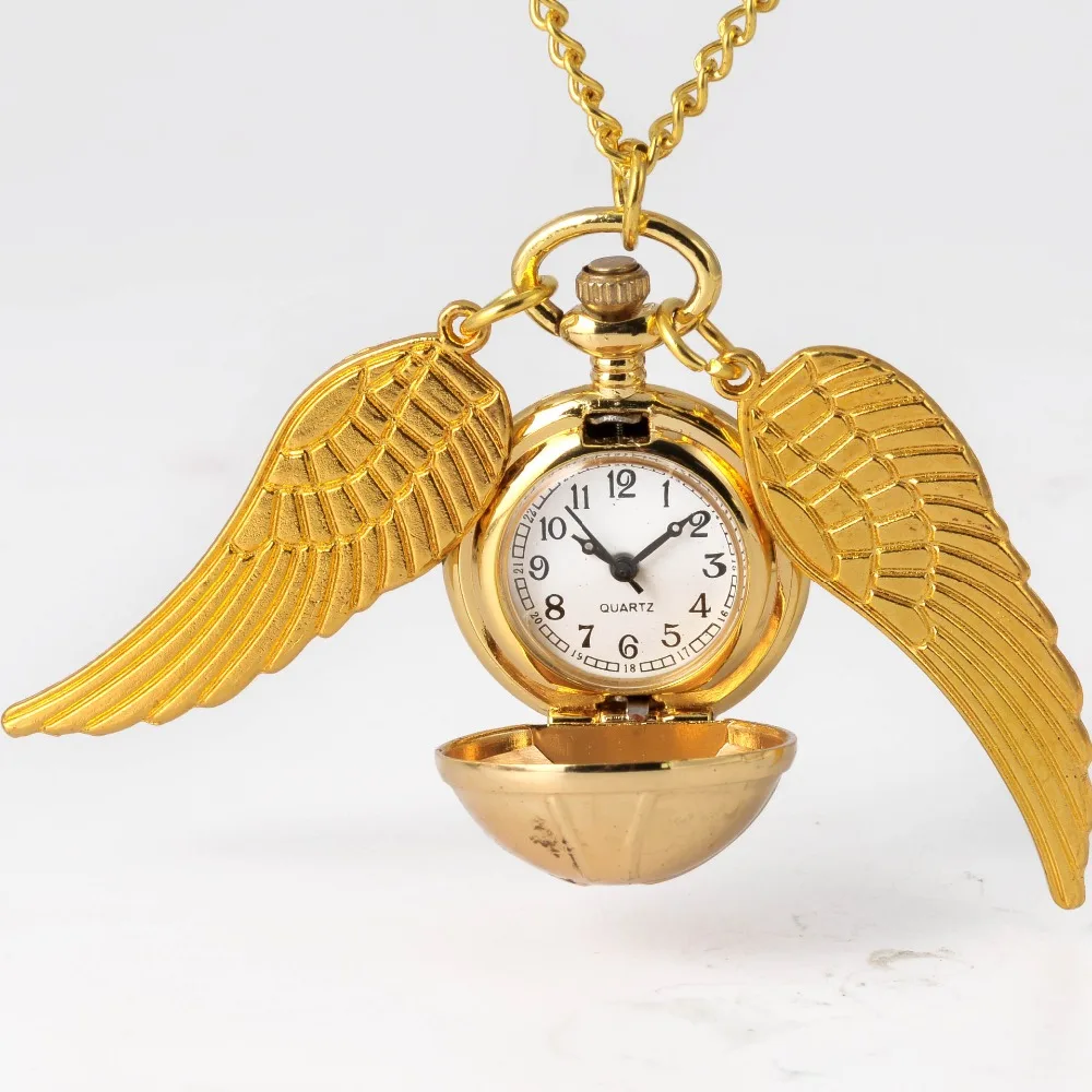 In Stock Pocket Watch New Fashion Retro Globe Wing Quartz Pocket Watch Retro Men and Women Wolf Pendant Necklace Antique Jewelry