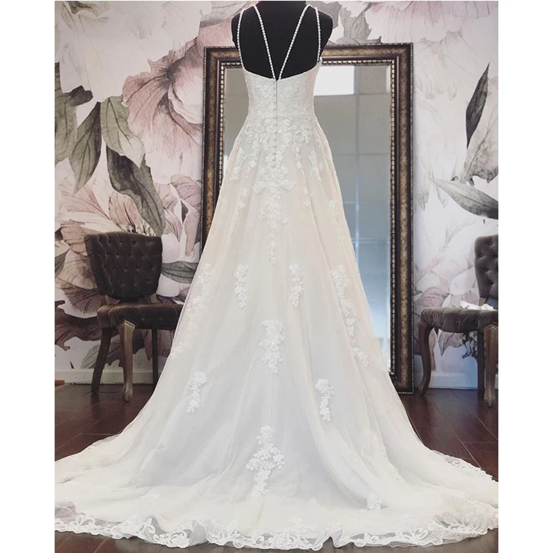 Elegant V-neck Wedding Dresses Sweep Train A-line Spaghetti Straps Vestido De Noiva Vintage Appliques Beading Bridal Gowns 2019