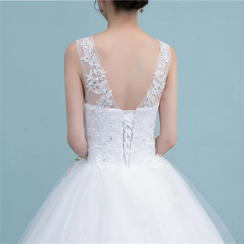 VLNUO NISA Günstige Tüll Brautkleider Sexy V-ausschnitt Backless Lace Up Brautkleid Appliques Kristall Pailletten Plus Größe Ballkleid