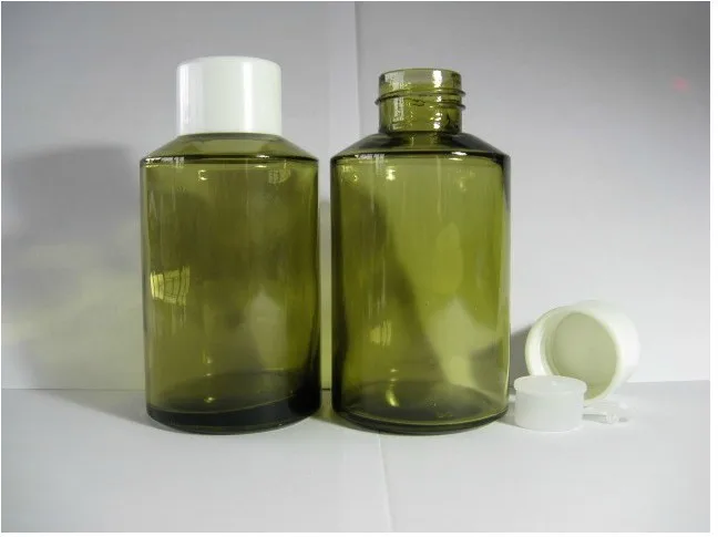 

125ml round light green lotion bottle with white screw cap and clear reducer, big glass empty cosmetic bottle for liquid cream