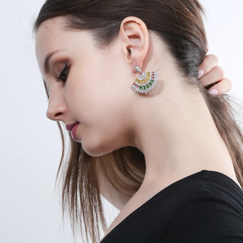 CWWZircons New Arrival White Gold Color CZ Jewelry Big Drop Green Cubic Zirconia Stone Vintage Dangle Earrings for Women CZ374
