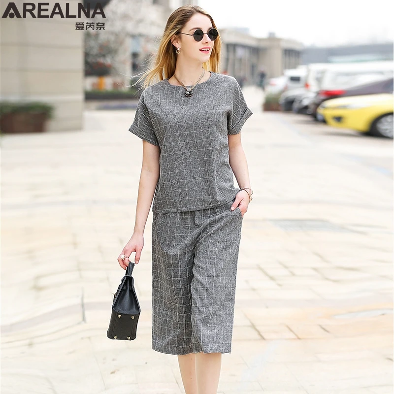 Summer Women's Tracksuit Suit Set Two Piece Set Short Sleeve Plaid Top and Leg Pants 2 Piece Set Women Oversized Lounge Wear Set