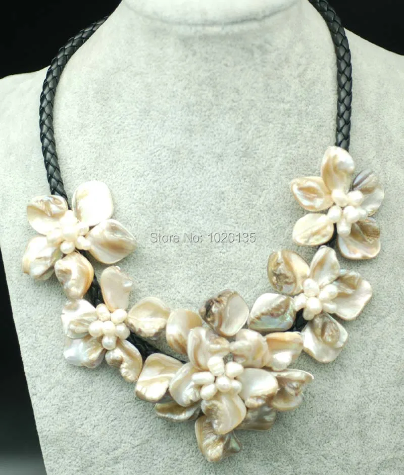 WOW!   white champagne shell flower necklace 18inch nature  60mm baroque wholesale beads