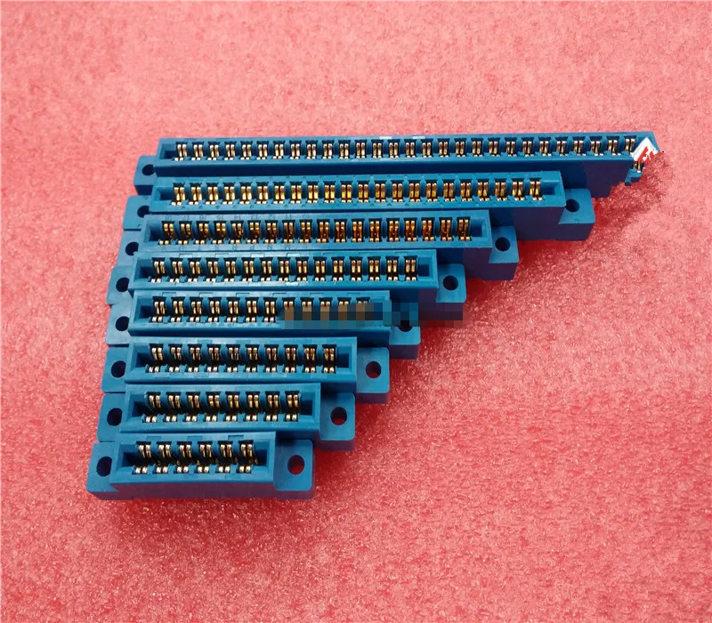 

PCB Mounting 805 Series 3.96mm Pitch Card Edge Connector Sold Socket Blue