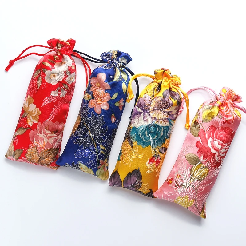 

Custom 50pcs Lengthen Flower Drawstring Chinese Silk Brocade Bag Wood Comb Gift Packaging Jewelry Necklace Storage Pouches