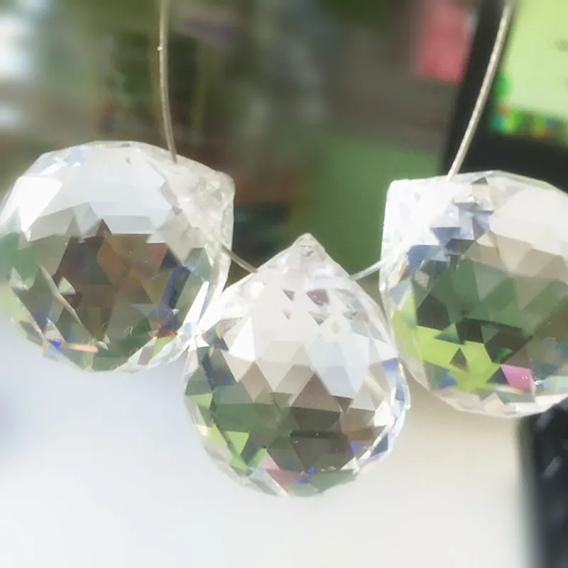 Top Quality 20mm 50pcs AAA Crystal Faceted Balls Pendants For Chandeliers Crystal Lamp Prism Fengshui DIY Suncatcher Balls Decor