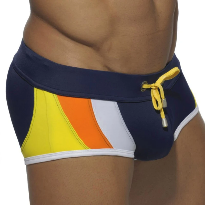 Sexy Costumi Da Bagno Costume Da Bagno di Marca Costume Da Bagno Degli Uomini Nuotare Shorts Vestito di Nuoto A Vita Bassa Uomo Della Spiaggia di