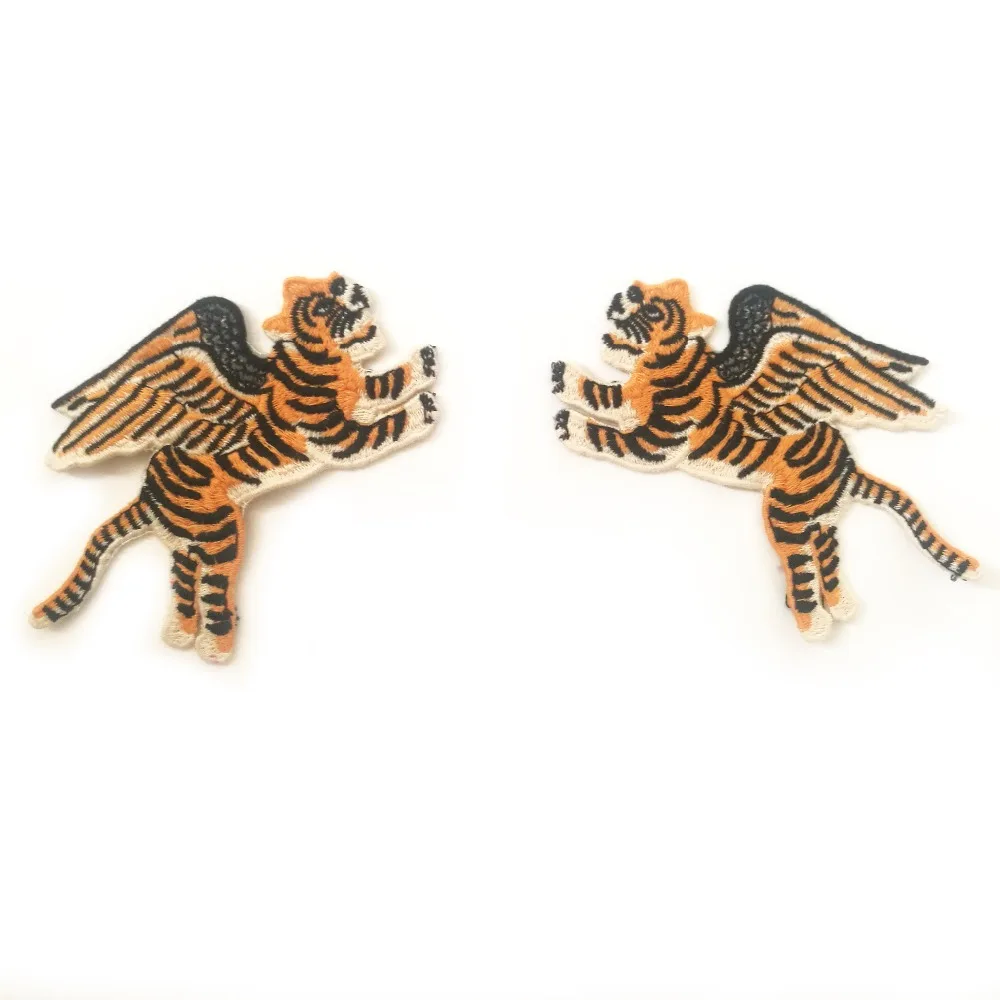 High quality embroidered small fly Tiger wings Patch Sewing Applique sew on Patches Shirt Bag Jacket Badges for Clothing Animal