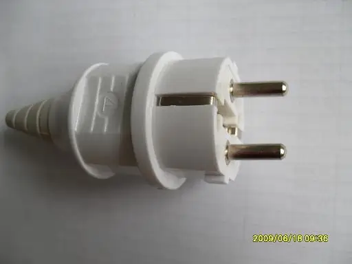 16A 250V Europe Type PLUG,2KW Generator PLUG,5KW Generator PLUG,152F 168F 188F 190F Generator PLUG