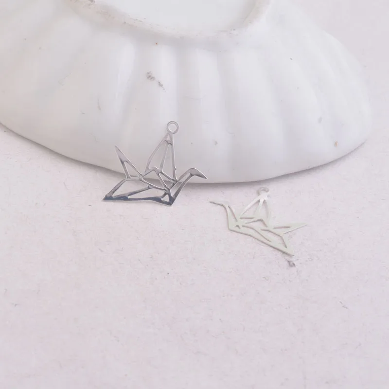 100 Stück Ac6420 15*20mm Tieranhänger Metall-Papierkranich-Anhänger Schmuck Filigran Ohrring-Zubehör – Detail 4