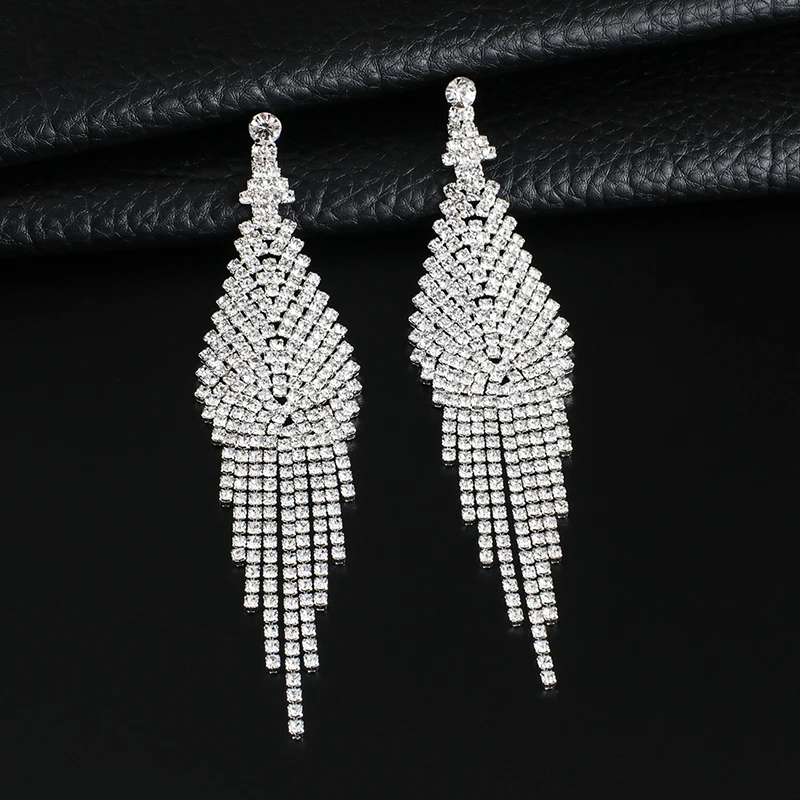 YFJEWE 2019 New Elegant Ethnic Tassel Hanging Dangle Drop Earrings For Women Female New Wedding Party Jewelry Accessories#E624