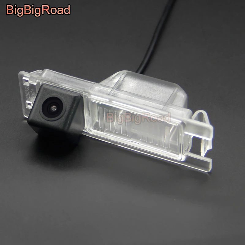 

BigBigRoad Car Rear View Parking CCD Camera For Opel Astra H J Corsa Meriva Vectra Zafira Insignia For Buick Regal Night Vision