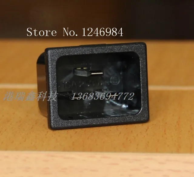 [SA]AC outlet AC outlet 16A Cassette earless large current three -pin connector socket 745W panel triangle--50pcs/lot