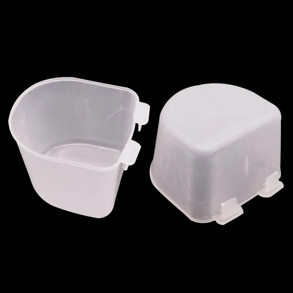 40 Pcs Bird Cage Waterer Pigeon Drinking Cup 65 * 60 * 45mm Plastic Material Pet Products Farm Animal Supplies Wholesale