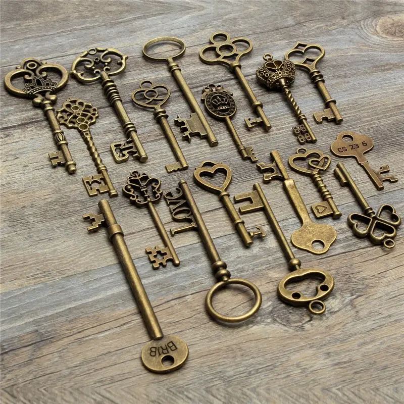 KiWarm Vintage Set Of 18 Antique Vintage Old Look Bronze Skeleton Key Heart Bow Lock pendant Necklace Hanging Decor DIY Crafts