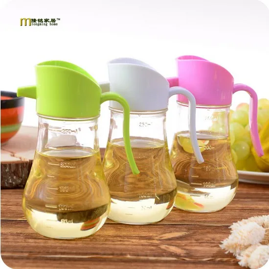 1PC 250ml Oil Bottles Auto Flip Glass Soy Sauce Vinegar Seasoning Bottle Oiler Against Dust Ble Proof Kitchen Tools LF 103