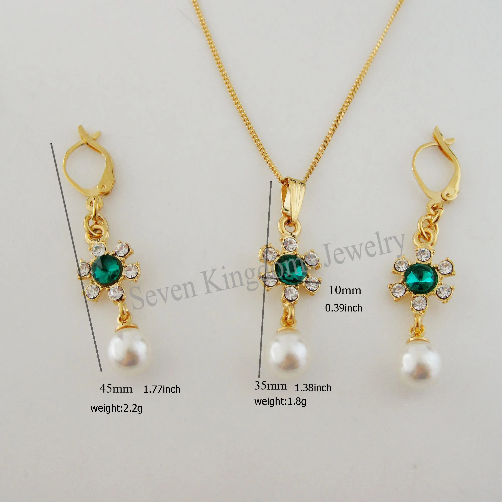 GOLD PLATED VIVID FLOWER GREEN AND CLEAR CZ STONE PENDANT 18