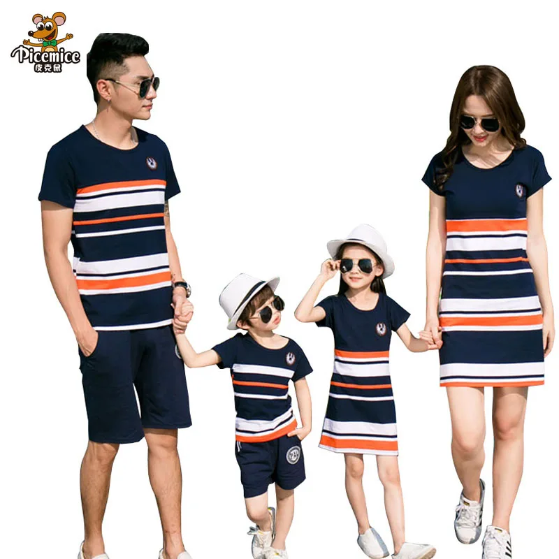 Family Matching Outfits summer Fashion Striped T-shirt Outfits Mother And Daughter Dresses And Father Son Baby Boy Girl