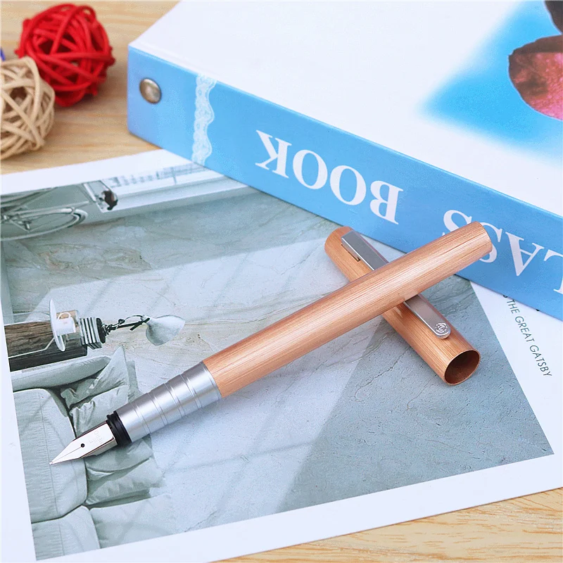 New craft fountain pen Brushed metal surface Plastic box packaging Student writing ink pen