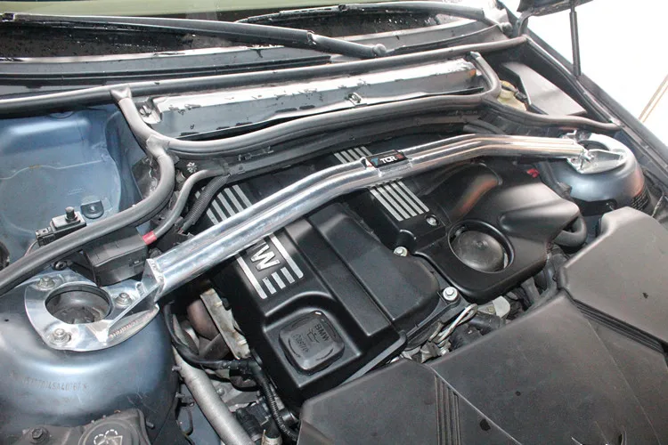 Front Strut Bar for BMW E46 3 Series 323i 325i 1999-2005 Front Upper Tower Strut Bar Tower Brace Aluminum Alloy Stabilizer Bar - view 5