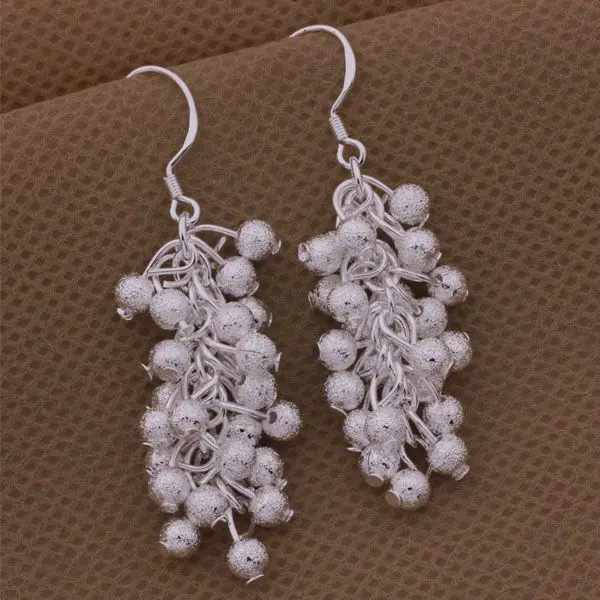 Wholesale Silver Plated Earrings For Wome Silver Color Fashion Jewelry Bunch Of Grapes Earrings GY-AE315