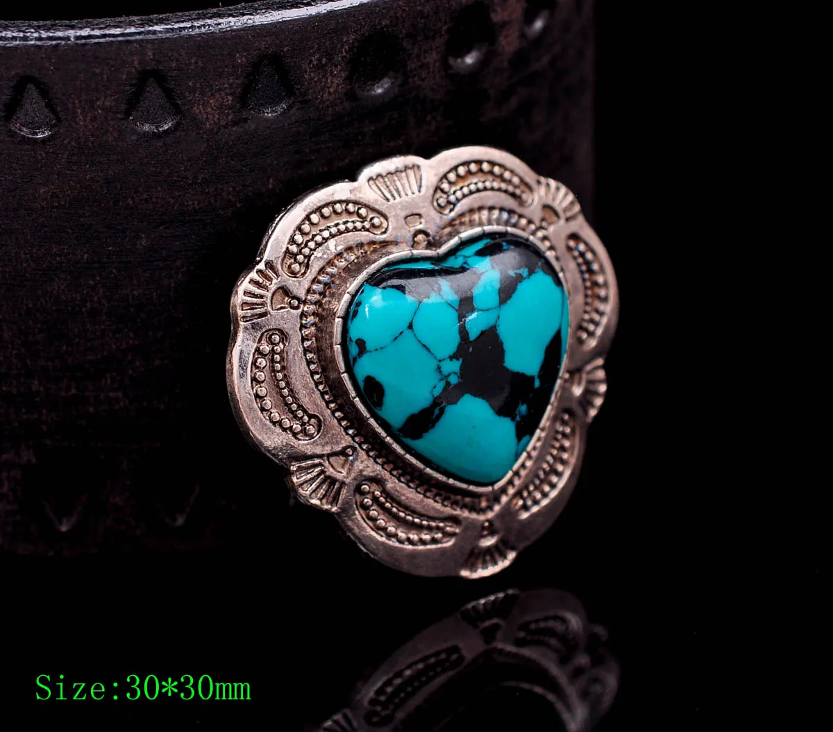 30mm Antique Silver Western Flower Engraved Heart Turquoise Leather Concho For Belt Bag Leathercraft Wallet Decor Screwback