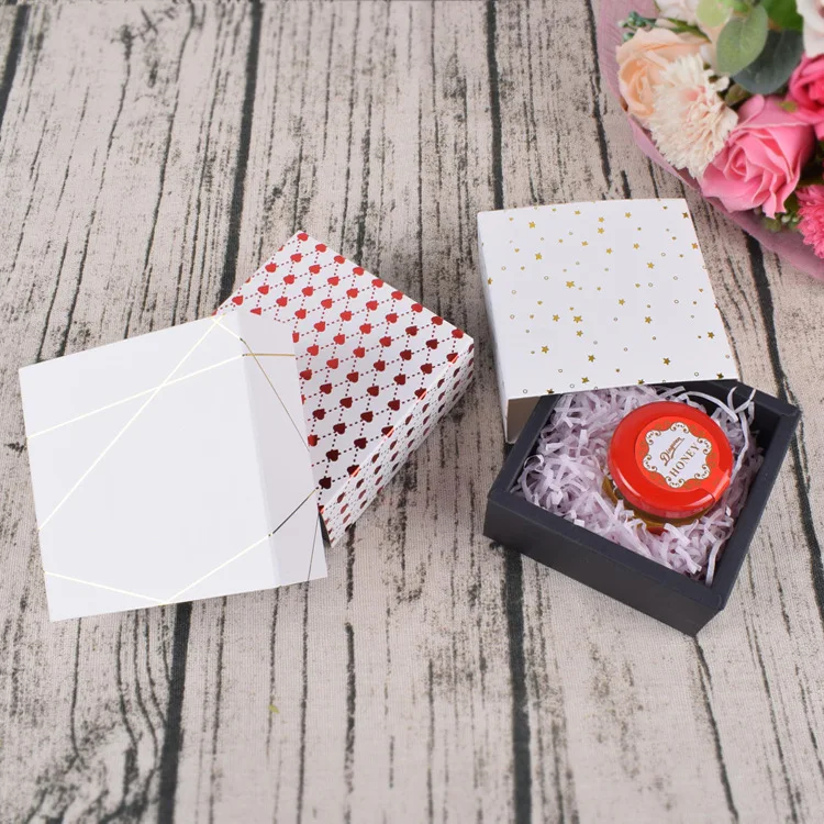 New Arrive Foil Print Geometric Kraft Paper Jewelry Packaging Boxes Bracelets Bangles Watch Raffia Gift Box Case Dropshipping