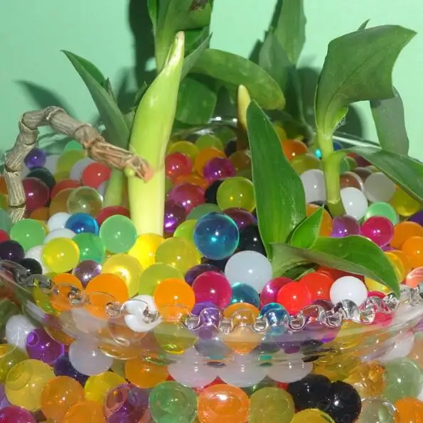 Hot Wholesales Pearl Shaped Crystal Soil Water Beads Mud Grow Magic Jelly Balls Home Decor Aqua Soil 1000PCS/bag