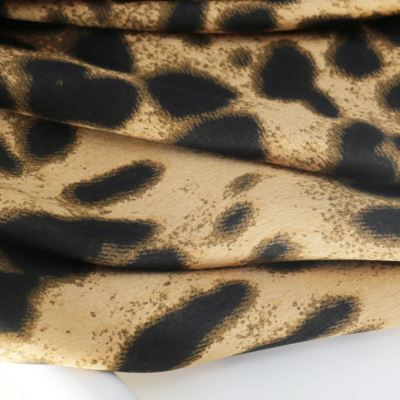 1 meter X 1.5 meter Soft Pajamas Dress Material Crepe Satin Charmeuse Fabric Africa Leopard Textile