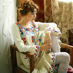 LYNETTE'S CHINOISERIE Winter Original Design Women High Quality Embroidery flowers thin woolen flare sleeve loose dress